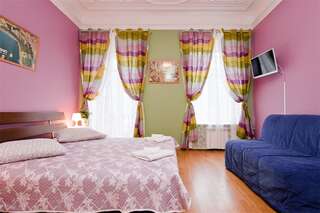 Апартаменты Итальянские комнаты и апартаменты Пио на Моховой Санкт-Петербург Трехместный стандарт-2
